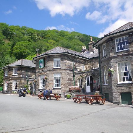 فندق The Oakeley Arms Maentwrog المظهر الخارجي الصورة