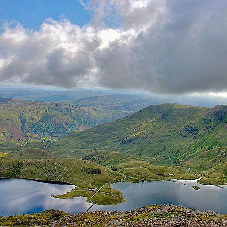 فندق The Oakeley Arms Maentwrog المظهر الخارجي الصورة