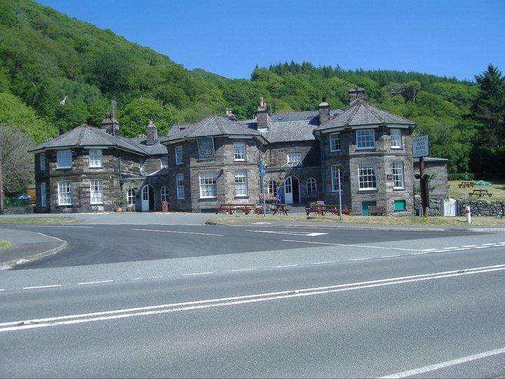 فندق The Oakeley Arms Maentwrog المظهر الخارجي الصورة