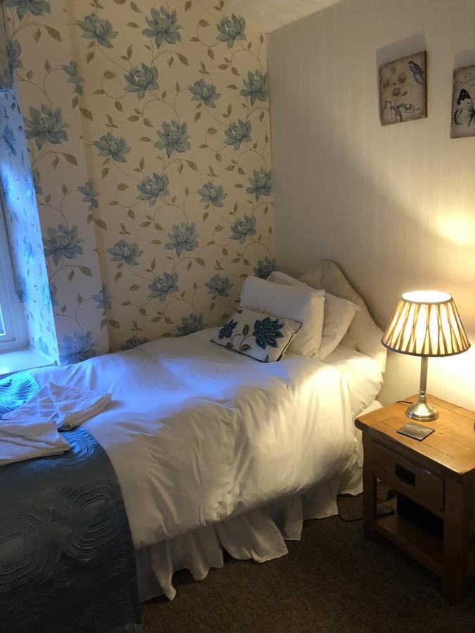 فندق The Oakeley Arms Maentwrog المظهر الخارجي الصورة
